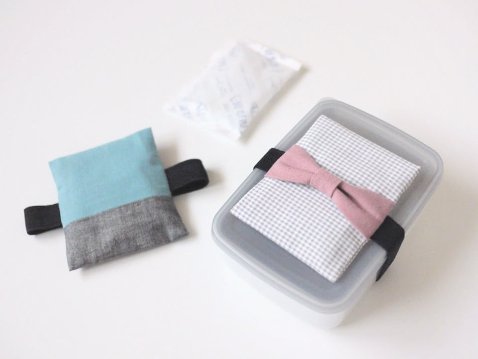 【ハギレ活用!】簡単かわいいお弁当用保冷剤バンドの作り方|完成写真|ハンドメイド初心者のための洋裁メディア縫いナビ|丸石織物