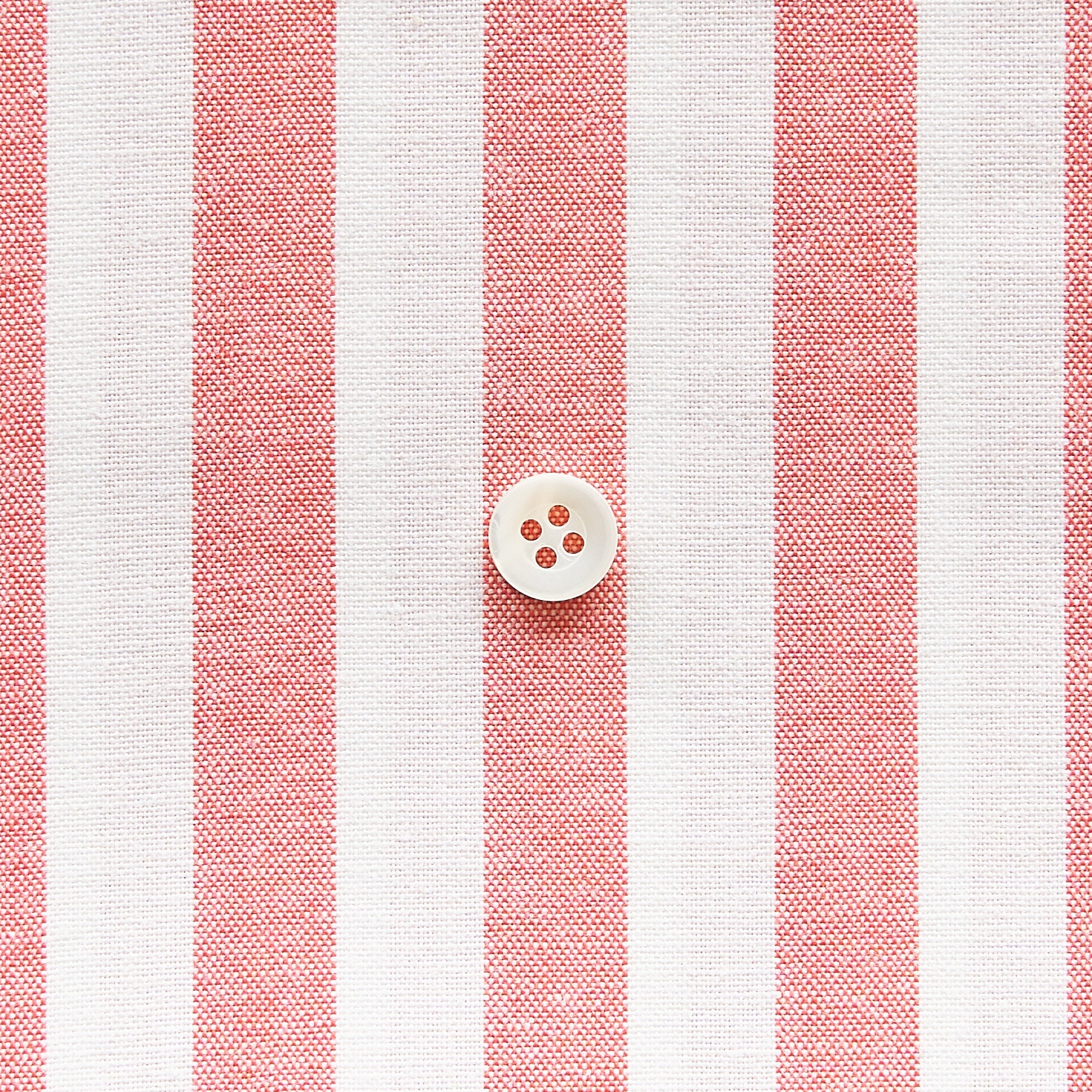 綿ポリダンガリー ストライプ#柄の大きさ_12mm#カラー_#117 トマトレッド