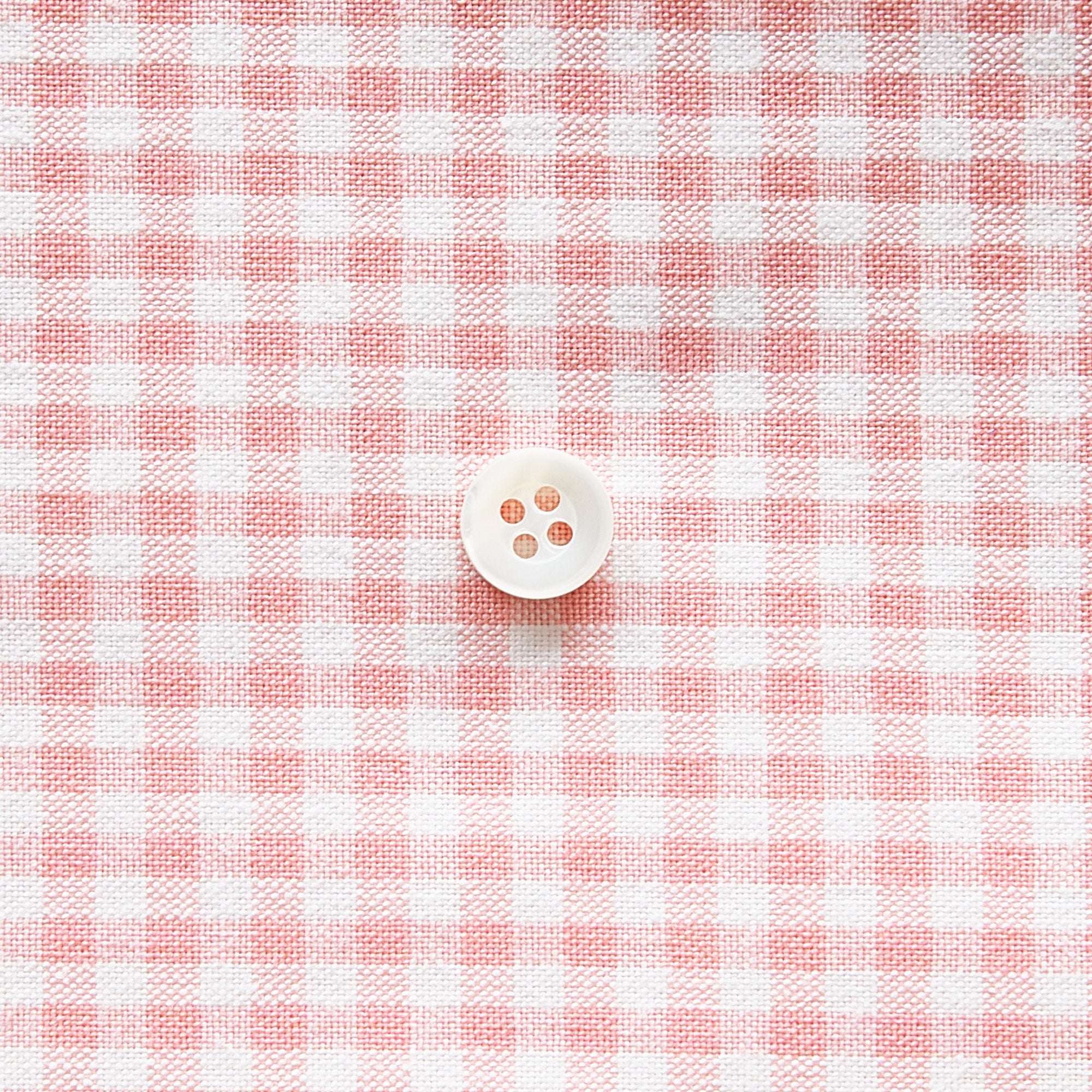 綿ポリダンガリー ギンガムチェック#柄の大きさ_3mm#カラー_#102 サーモンピンク