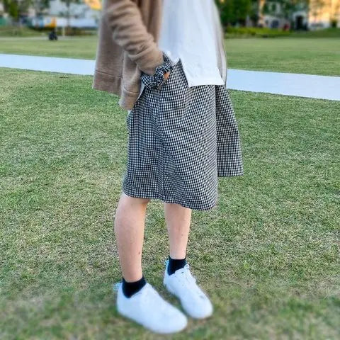 綿ポリダンガリー ギンガムチェック 大人パンツ Leeep Instagram作品例 17850432068334985_soria_exr 4520-8-120#柄の大きさ_3mm#カラー_#120 ダークグレー