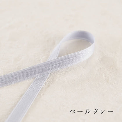 ペールグレー