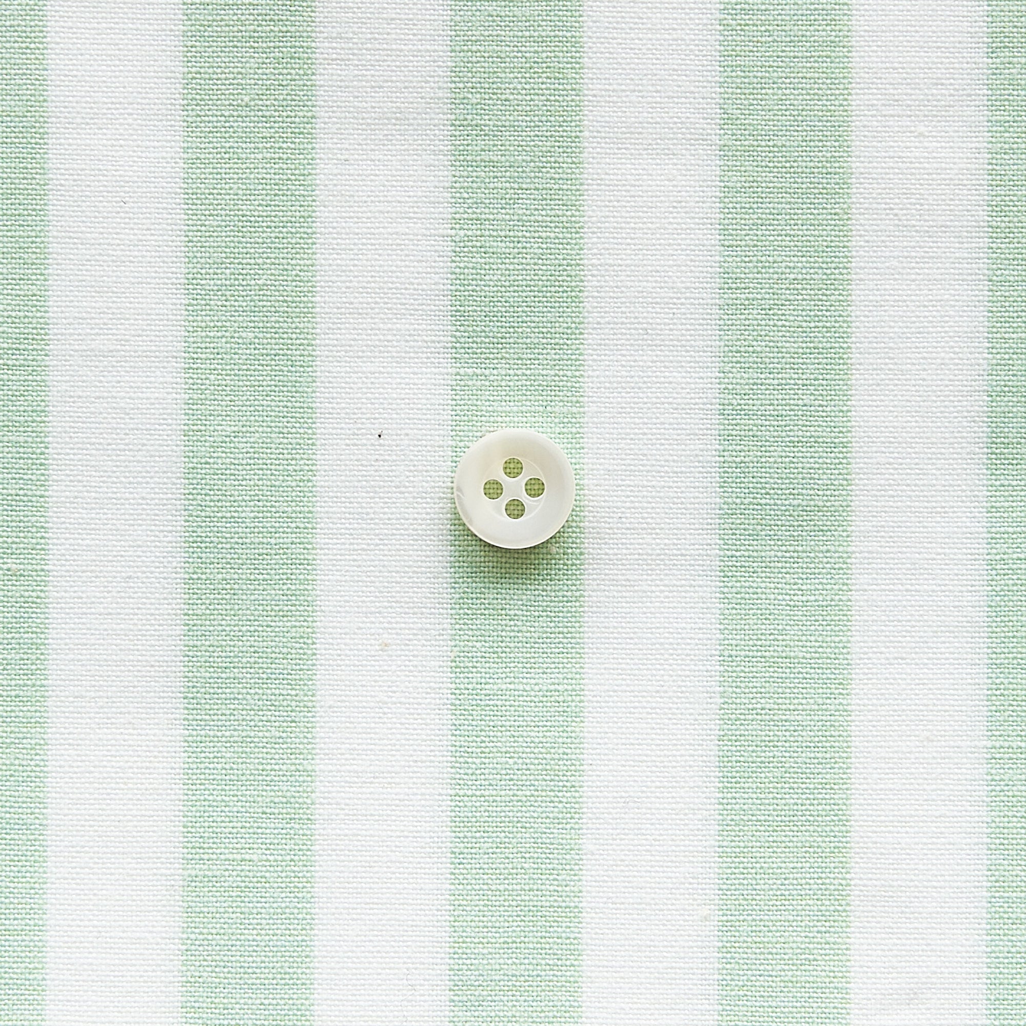 綿ポリダンガリー ストライプ#柄の大きさ_12mm#カラー_#126 スプリンググリーン