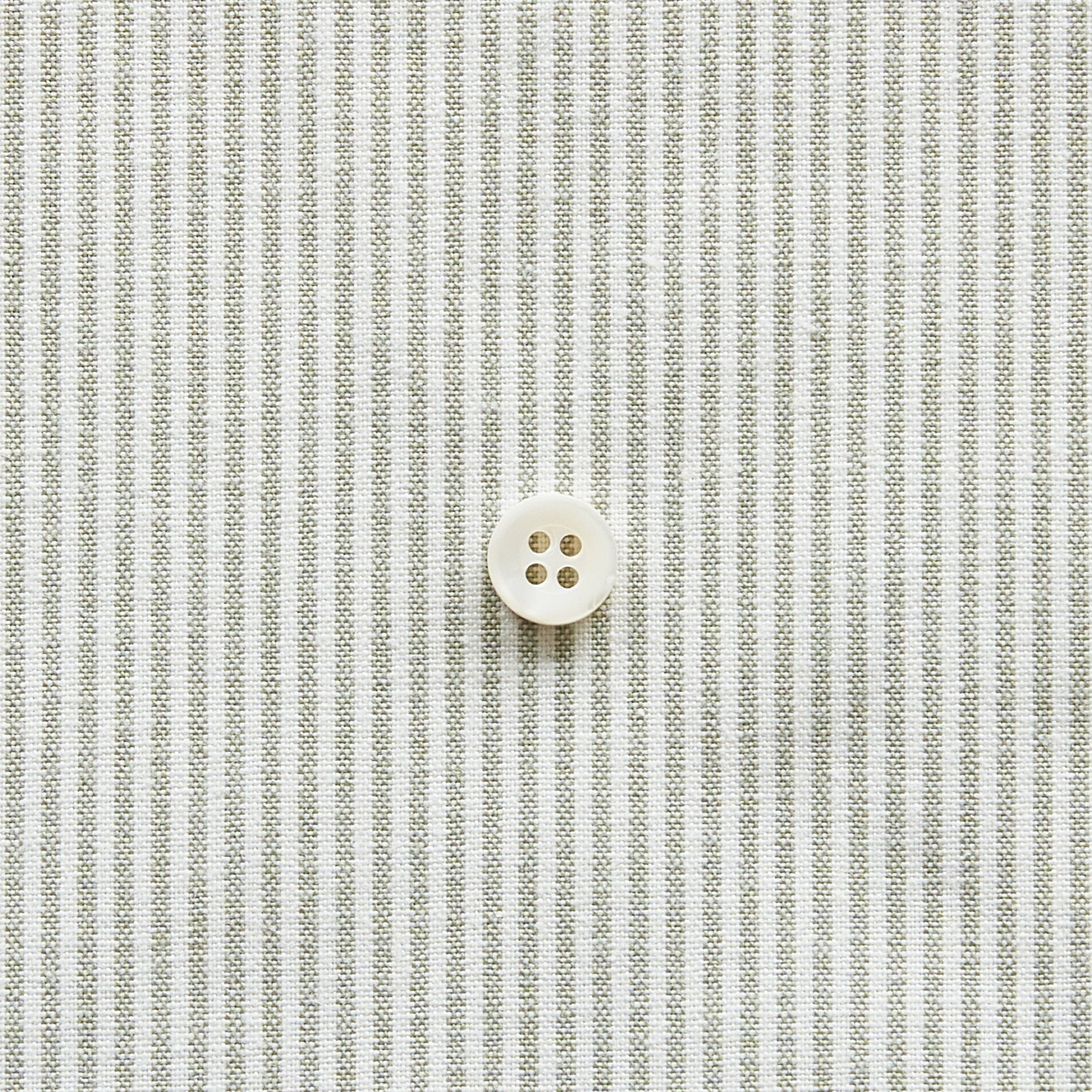 綿ポリダンガリー ストライプ#柄の大きさ_1.5mm#カラー_#115 モスグリーン