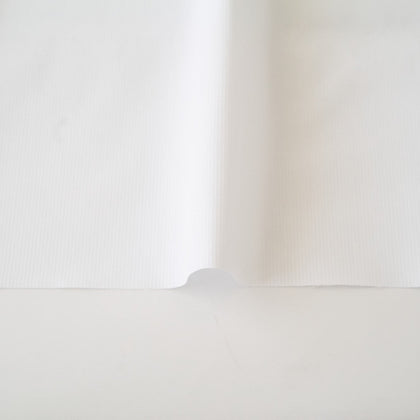 ホワイト